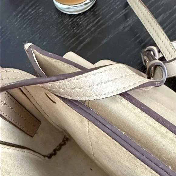 Chloe Gray / Tan and Gold Crossbody Bag - Picture 13 of 15